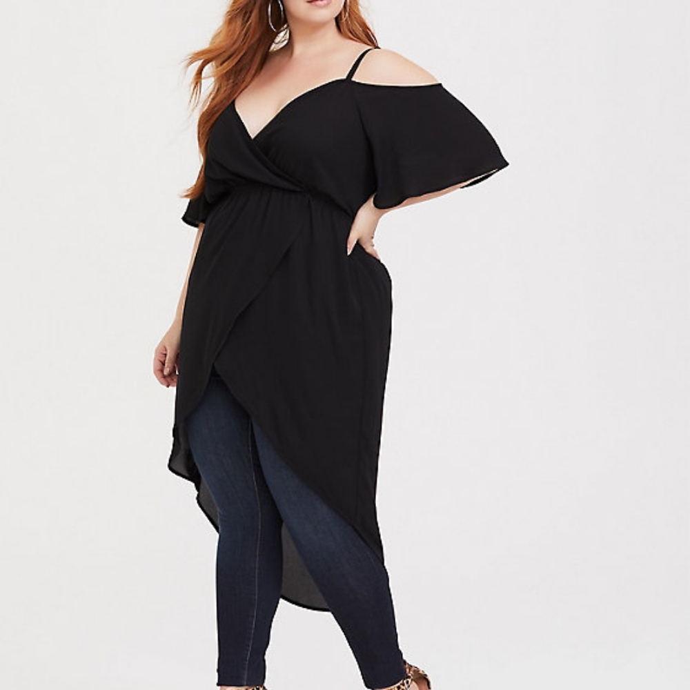 Torrid 5 black tunic top shirt